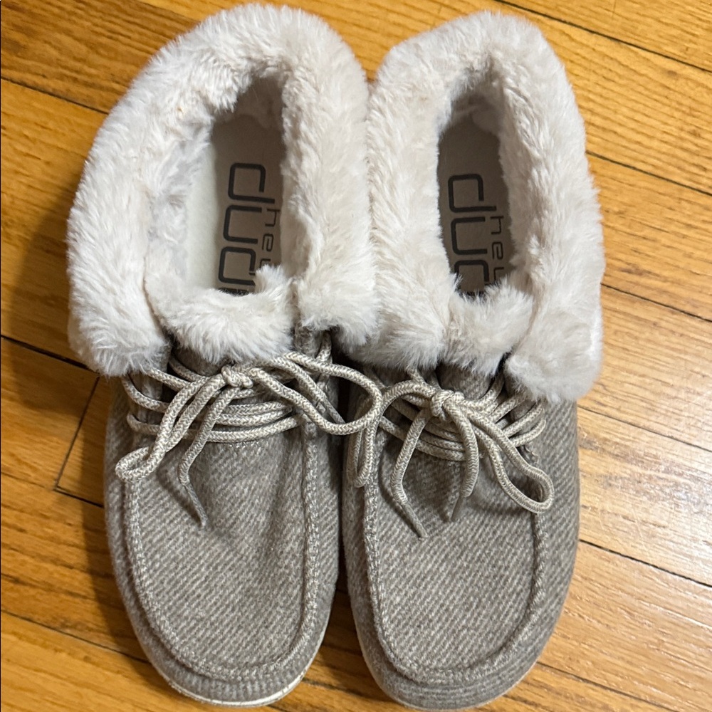 Hey Dude Beige Faux-Fur Lined Moccasin Slippers